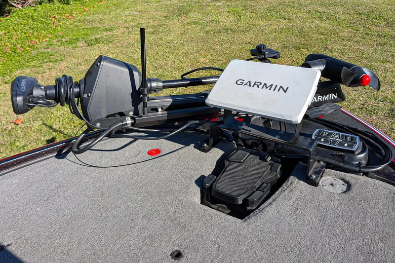 Slide: The Image of Garmin navigation system on 2015 Nitro Z-9 boat, featuring advanced controls and technology. - 9