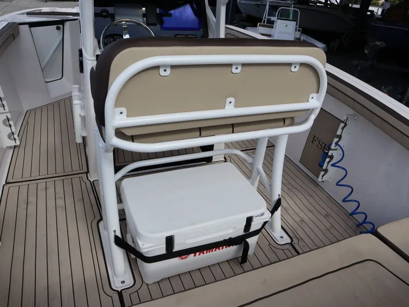 Slide: The Image of Yamaha 252 FSH Sport 2026 - 15