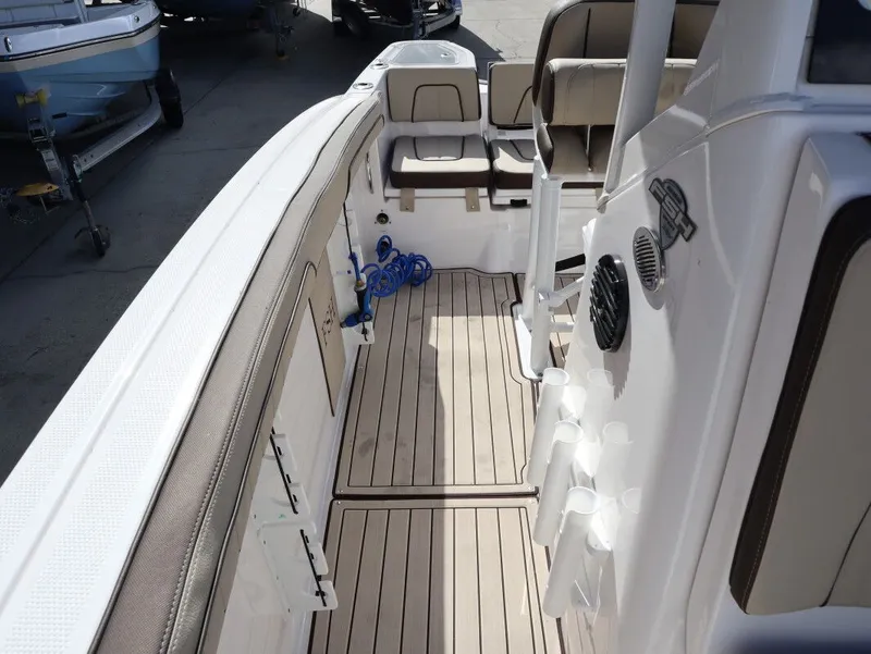 Slide: The Image of Yamaha 252 FSH Sport 2026 - 18