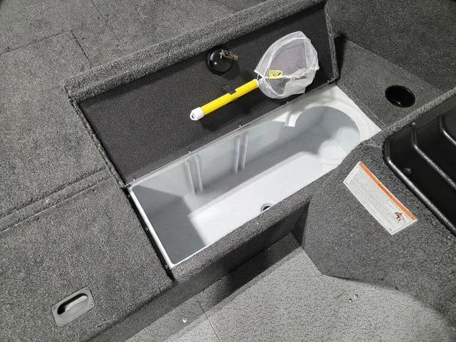 Slide: The Image of Lund 1650 Rebel XL SS 2026 - 16