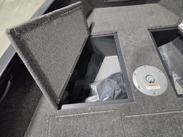 Slide: The Image of Lund 1650 Rebel XL SS 2026 - 19