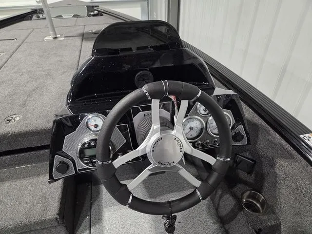 Slide: The Image of Lund 1875 Pro-V Bass XS 2026 - 12