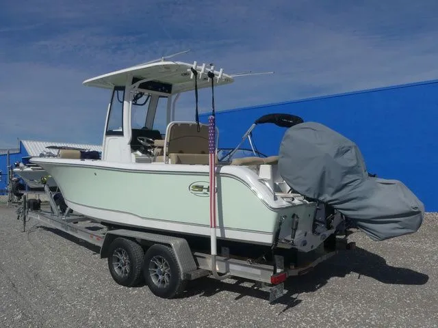 Slide: The Image of Sea Hunt Ultra 235 SE 2018 - 6