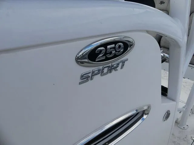 Slide: The Image of Sea Pro 259 Center Console 2021 - 12