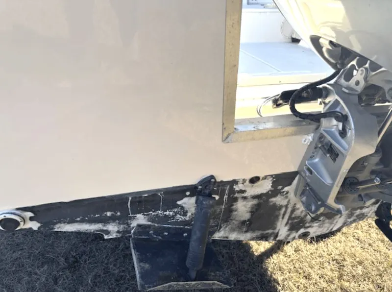 Slide: The Image of Grady-White Seafarer 1993 - 4