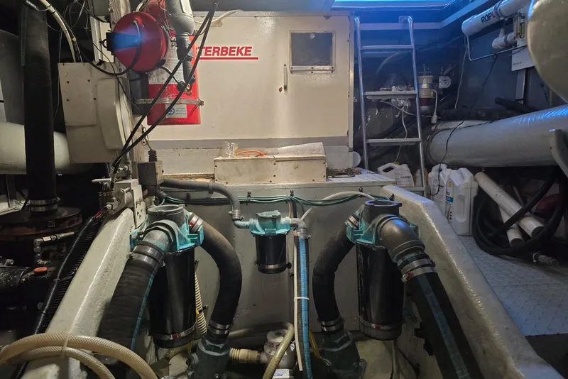 Slide: The Image of Luxurious interior of a 1998 Sea Ray 550 Sedan Bridge yacht with elegant seating and modern amenities. - 24