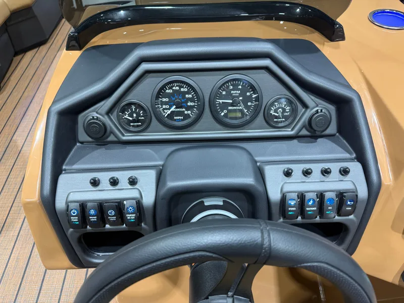 Slide: The Image of Bentley Pontoons Legacy 220 Swingback & Honda 4-Stroke EFI 2026 - 13