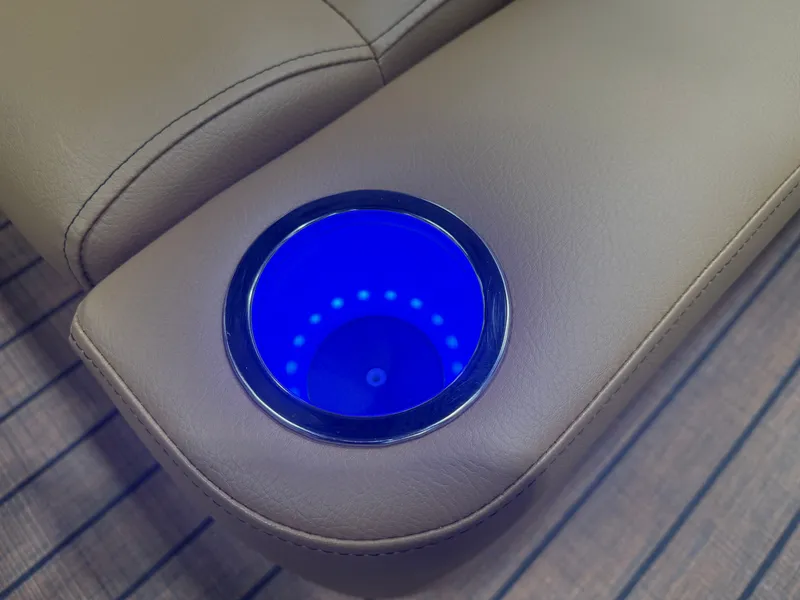 Slide: The Image of Bentley Pontoons Legacy 220 Swingback & Honda 4-Stroke EFI 2026 - 23