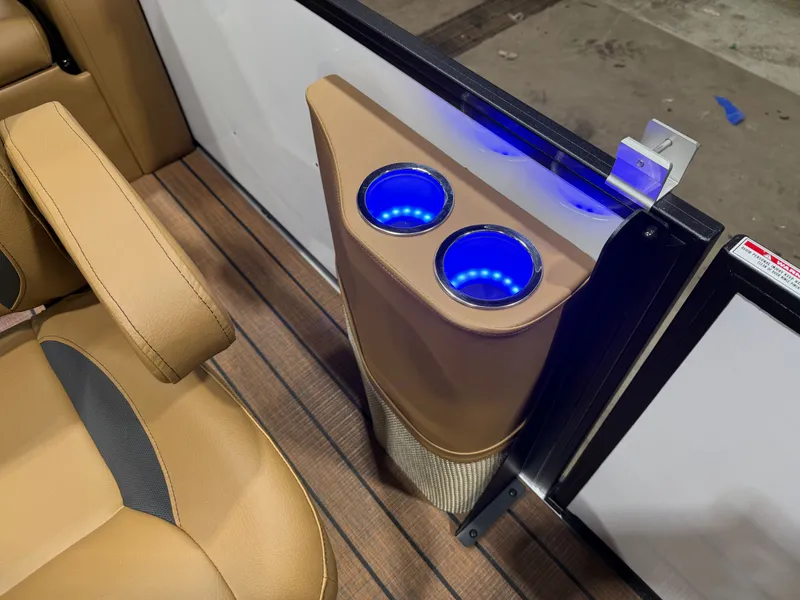 Slide: The Image of Bentley Pontoons Legacy 220 Swingback & Honda 4-Stroke EFI 2026 - 25