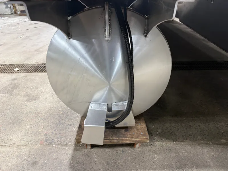 Slide: The Image of Bentley Pontoons Legacy 220 Swingback & Honda 4-Stroke EFI 2026 - 40