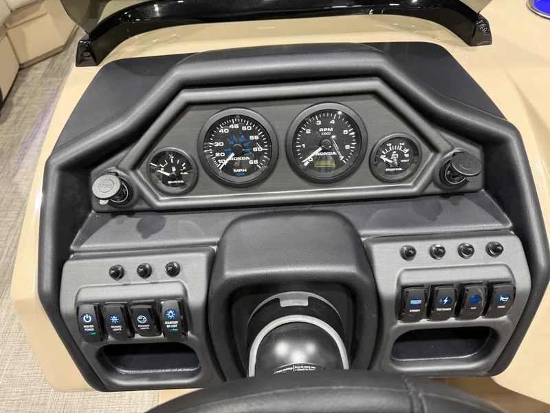 Slide: The Image of Bentley Pontoons Legacy 220 Swingback & Honda 4-Stroke EFI 2026 - 13