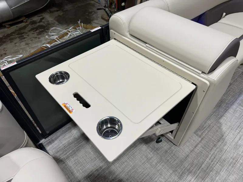 Slide: The Image of Bentley Pontoons Legacy 220 Swingback & Honda 4-Stroke EFI 2026 - 27