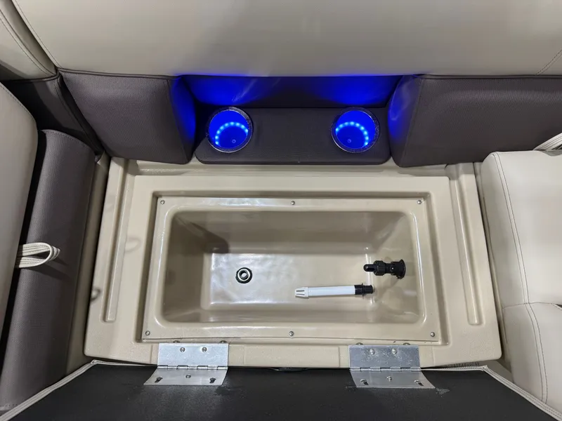 Slide: The Image of Bentley Pontoons Legacy 220 Swingback & Honda 4-Stroke EFI 2026 - 29