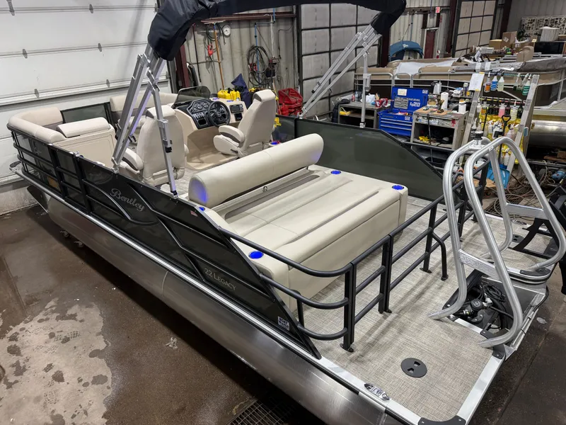 Slide: The Image of Bentley Pontoons Legacy 220 Swingback & Honda 4-Stroke EFI 2026 - 48