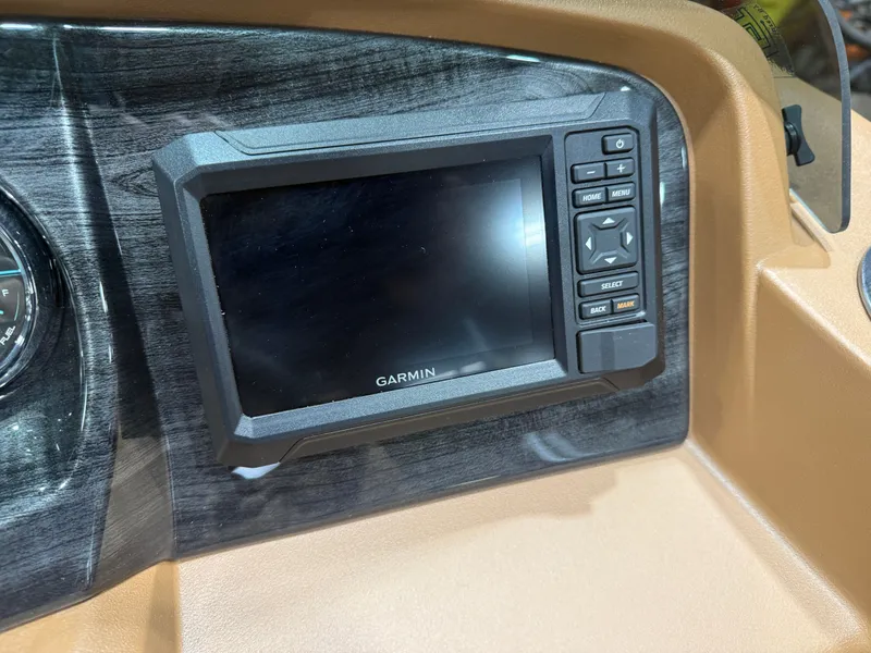 Slide: The Image of Tahoe LTZ 2385 Cruise Rear Bench (CRB) & Honda 4-Stroke EFI 2026 - 14