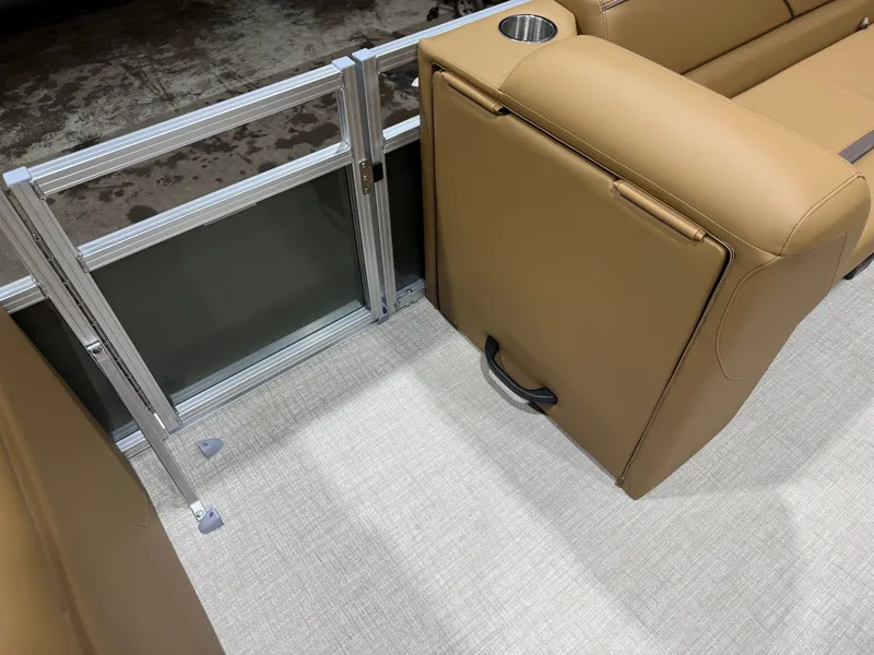 Slide: The Image of Tahoe Sport 1985 Cruise Rear Bench (CRB) & Honda 4-Stroke EFI 2026 - 24