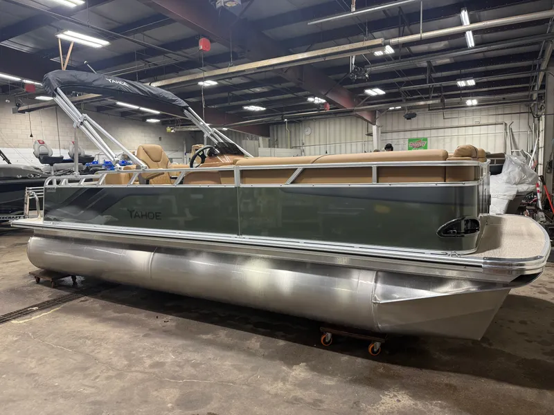 Slide: The Image of Tahoe Sport CRB 2180 Cruise Rear Bench & 4-Stroke 2026 - 46