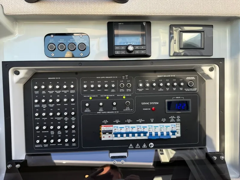 Slide: The Image of AC/DC PANEL JL AUDIO ABD AIR AND HEAT PANEL - 39