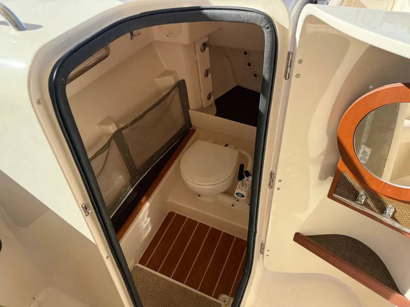 Slide: The Image of Grady-White Freedom 285 2015 - 14