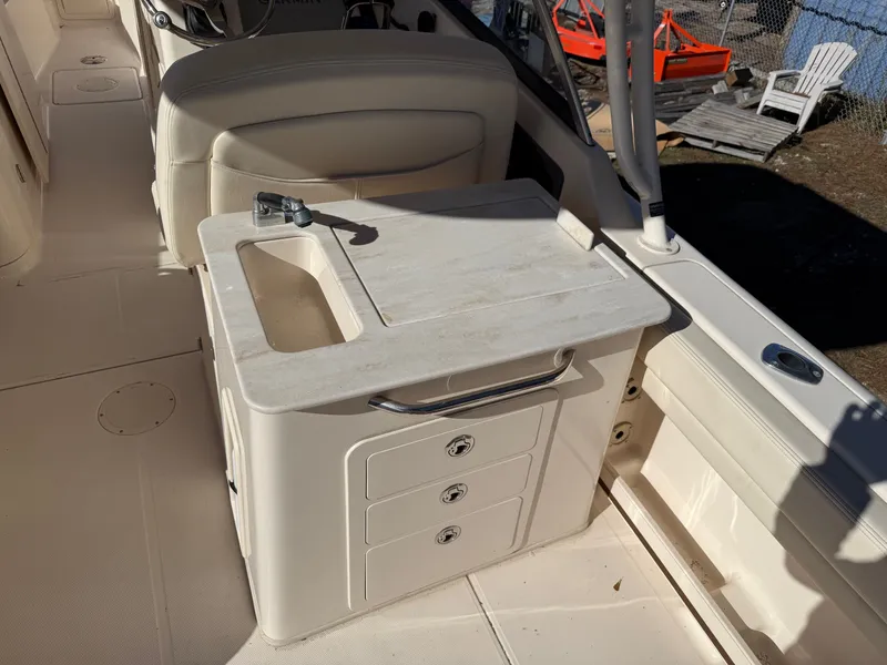 Slide: The Image of Grady-White Freedom 285 2015 - 15