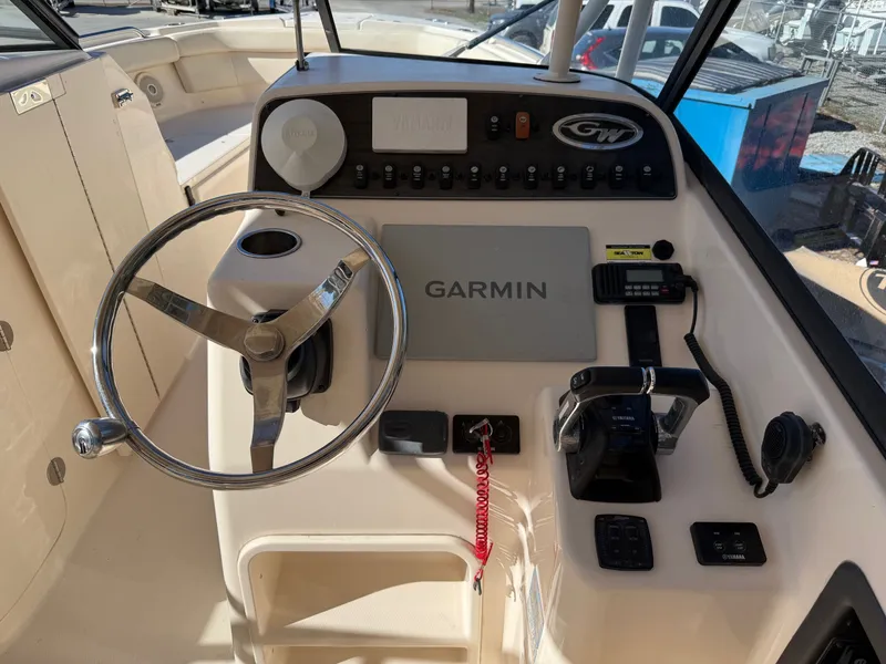 Slide: The Image of Grady-White Freedom 285 2015 - 16