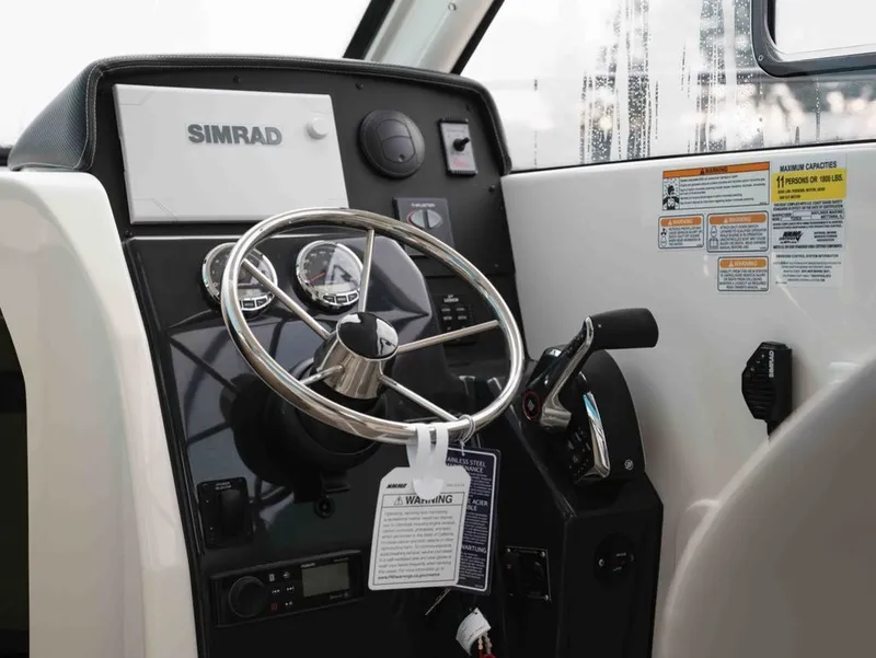 Slide: The Image of Bayliner Trophy T25 Explorer 2026 - 9