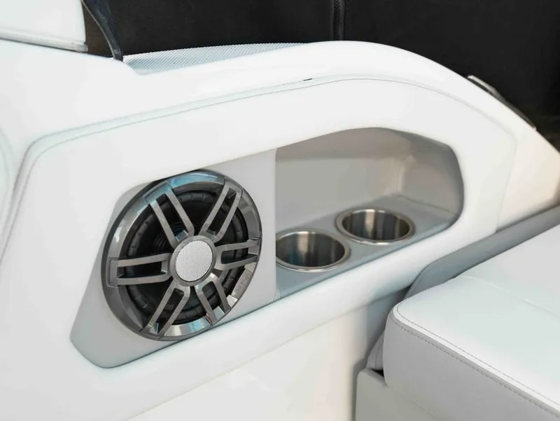 Slide: The Image of Regal 28 Express 2026 - 21