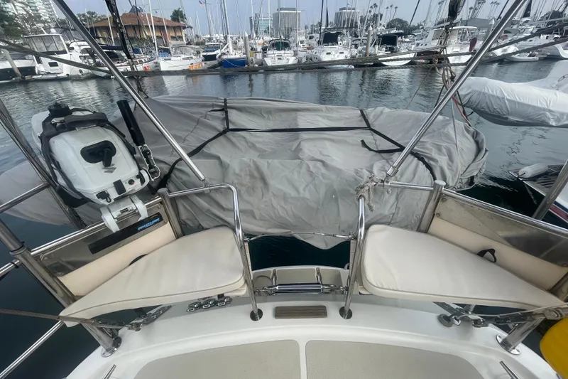 Slide: The Image of 2008 Caliber center cockpit cutter deck with winch, chains, and ropes. - 14