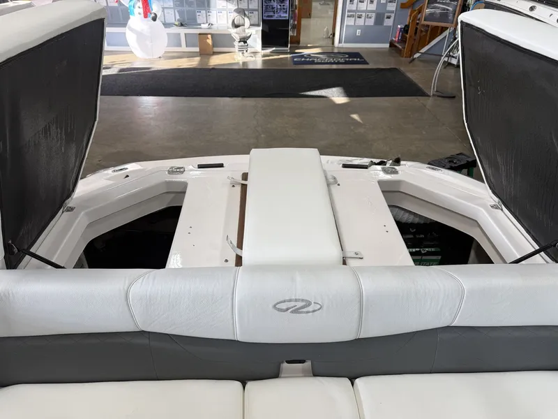 Slide: The Image of Regal 2100 LSR 2012 - 10