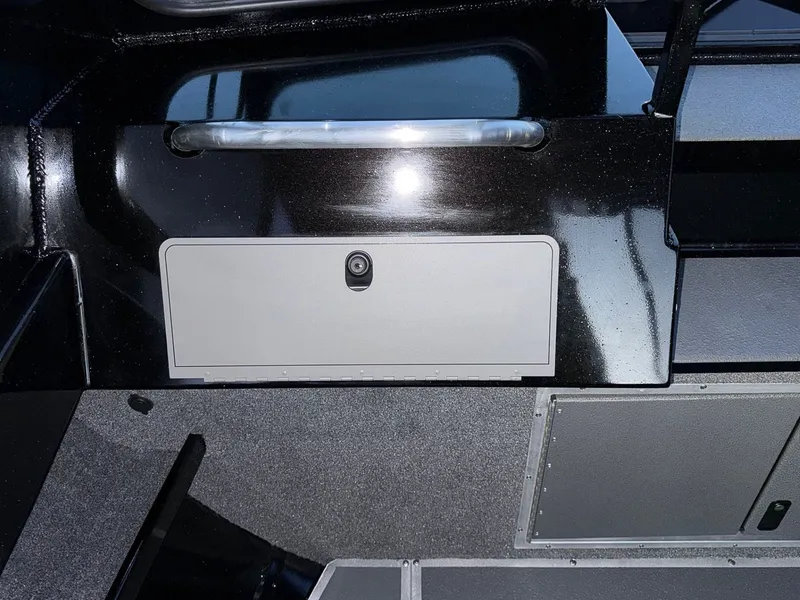 Slide: The Image of North River 25 Seahawk Fastback 2026 - 11