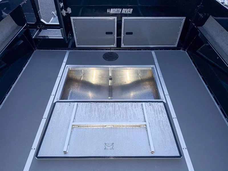 Slide: The Image of North River 25 Seahawk Fastback 2026 - 19