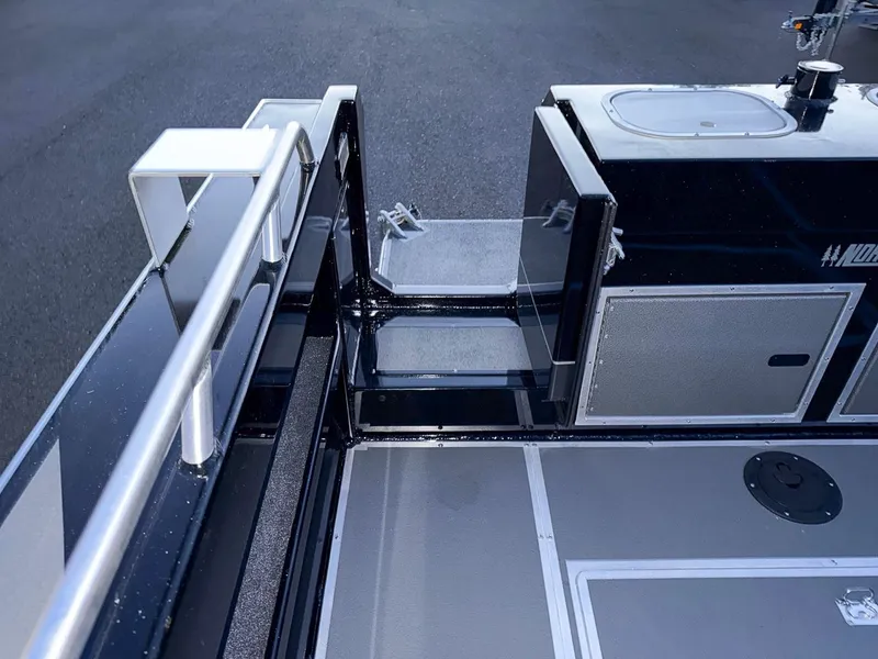 Slide: The Image of North River 25 Seahawk Fastback 2026 - 21