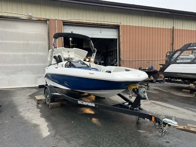 Slide: The Image of Scarab 165 SE 2025 - 10