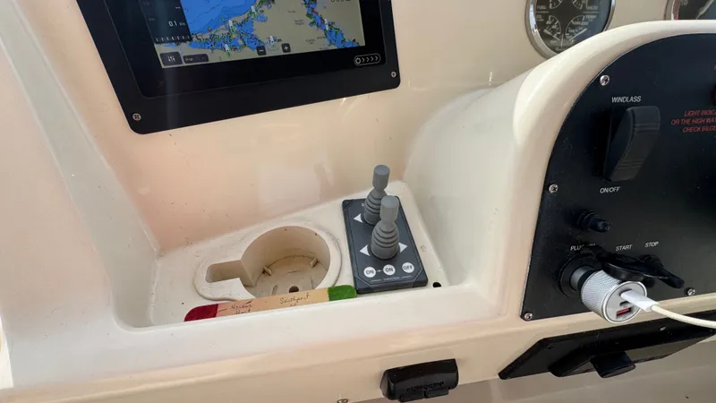 Slide: The Image of Flybridge Upper Helm - 22