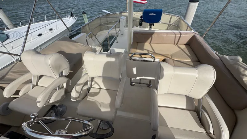 Slide: The Image of Flybridge looking aft - 24