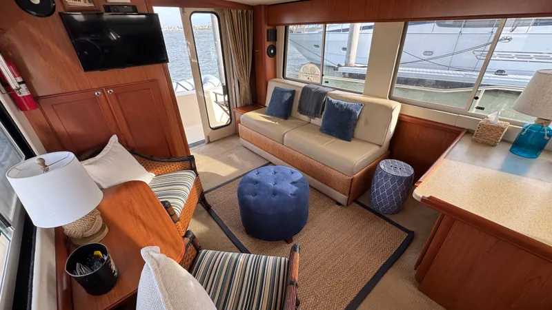 Slide: The Image of Salon - 36