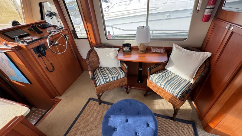 Slide: The Image of Salon Seating - 38