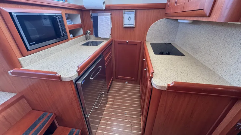 Slide: The Image of Galley Port - 52