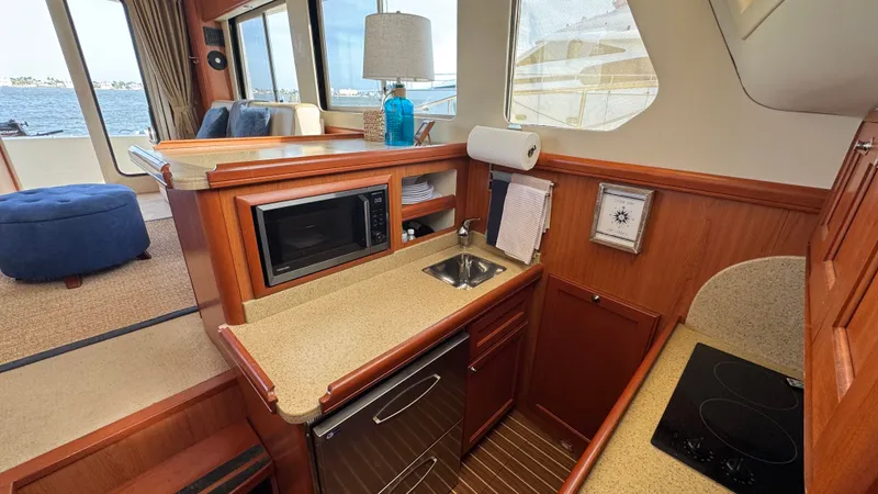 Slide: The Image of Galley Port - 53