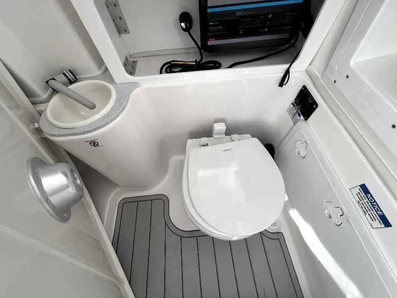 Slide: The Image of Sea Fox 288 Commander 2026 - 17