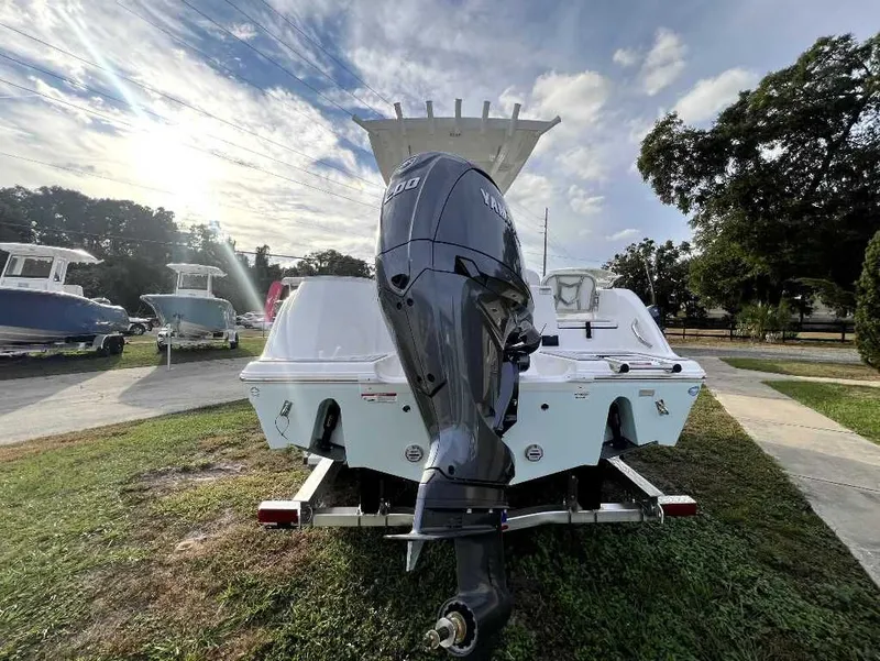 Slide: The Image of Sea Fox 228 Commander 2026 - 1