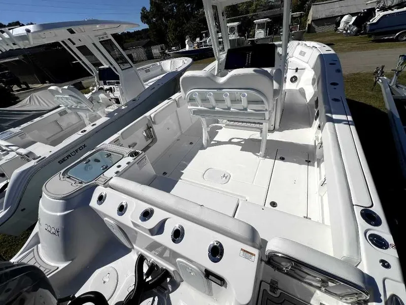 Slide: The Image of Sea Fox 268 Commander 2026 - 13