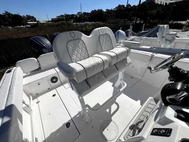 Slide: The Image of Sea Fox 268 Commander 2026 - 9