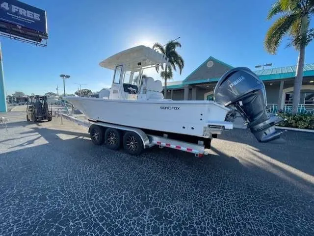 Slide: The Image of Sea Fox 282 Hybrid LT 2026 - 3