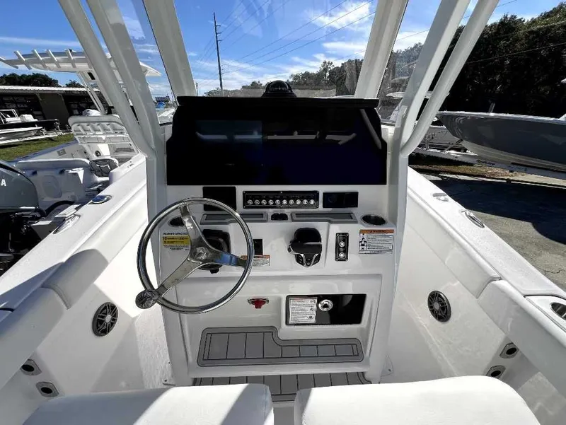 Slide: The Image of Sea Fox 248 Commander 2026 - 7