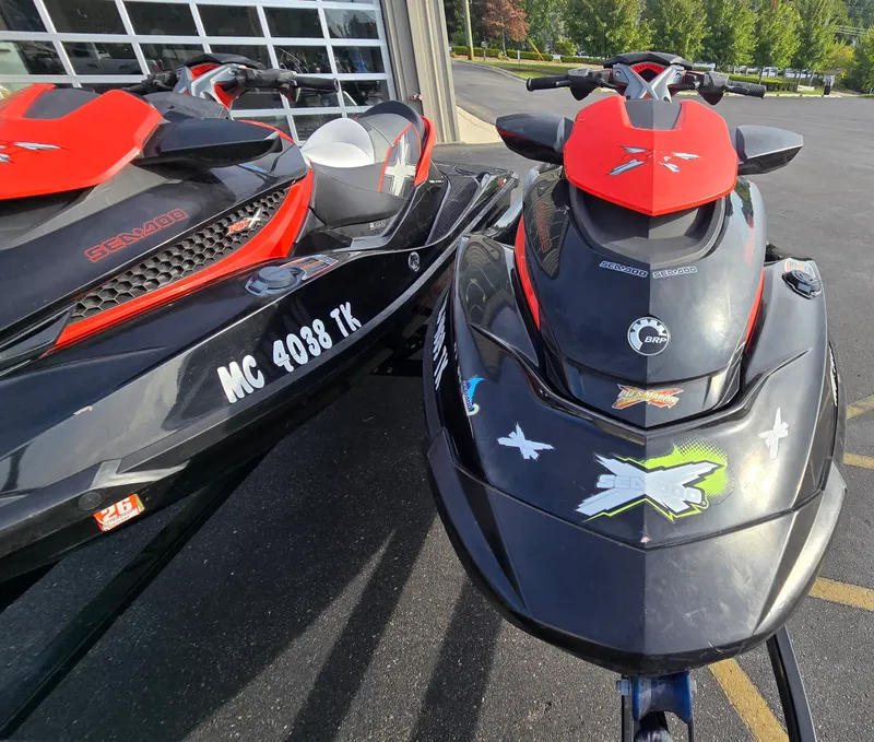 Slide: The Image of Sea-Doo RXT 260 2011 - 8