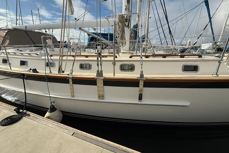 Slide: The Image of Substantial chainplates - 2