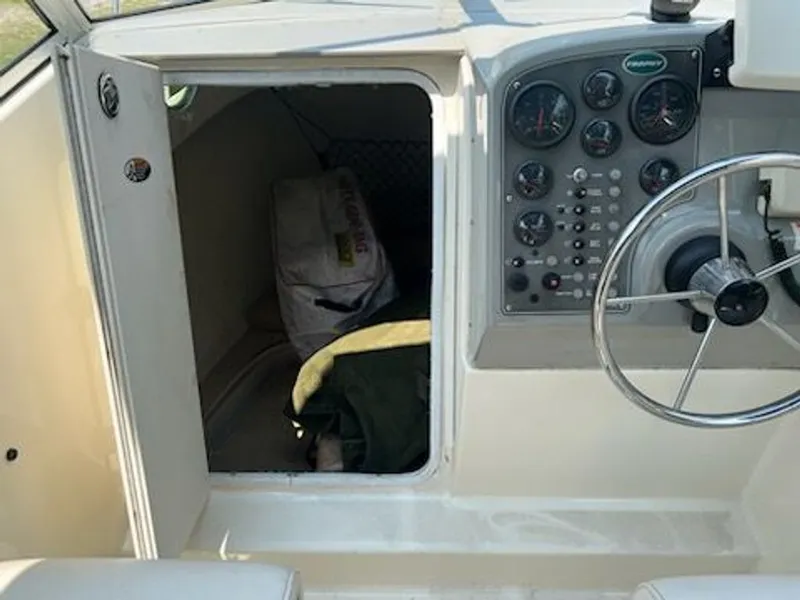 Slide: The Image of Trophy 1952 Walkaround 2009 - 3