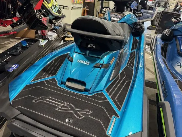 Slide: The Image of Yamaha FX Cruiser SVHO 2026 - 4
