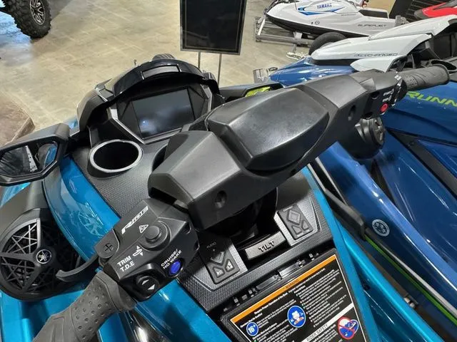Slide: The Image of Yamaha FX Cruiser SVHO 2026 - 6